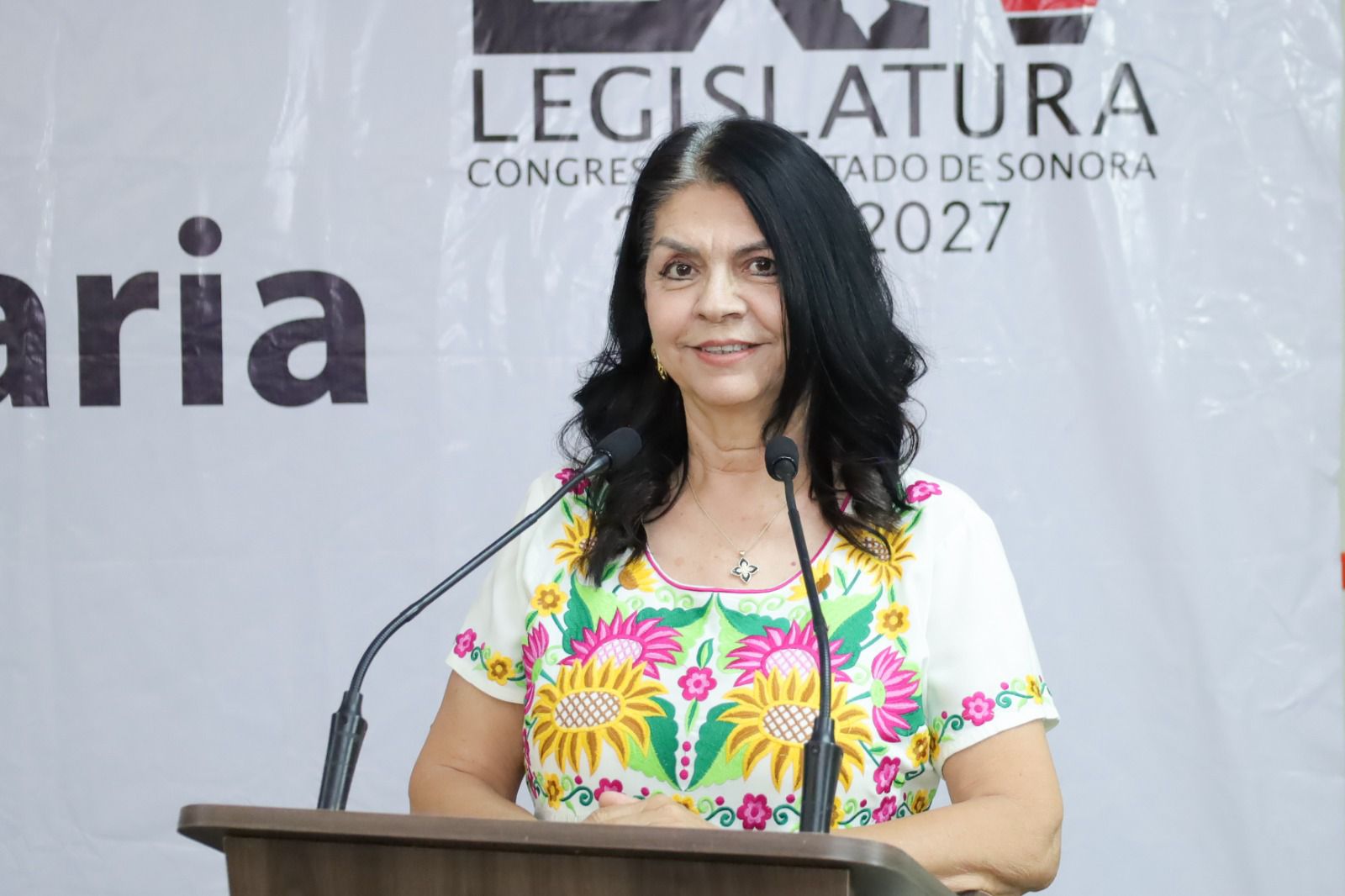 Busca diputada Ernestina Castro Valenzuela dar certeza jurídica a la integración de los cabildos