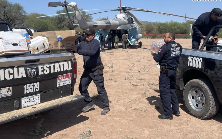 Policía Estatal participa en operativos para combatir incendio forestal en Arivechi